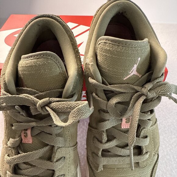 Nike Air Jordan 1 Low Youth Shoe Size 6.5Y Women Sz 8 Casual Skate 554723-216 - Picture 3 of 15